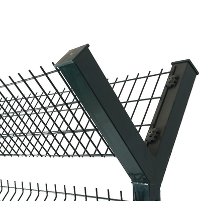 Galvanized Airport Perimeter Fence 50*100mm 50*150mm Hole Y Post Fence