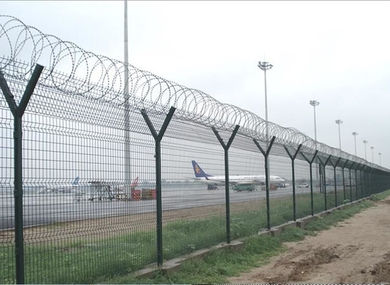 green power  coated Dia 500mm BTO-22 Razor Barbed Wire Airport Security Fence 1.8*30m  for  airport